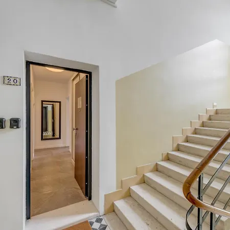 Finn Luxury Апартаменти